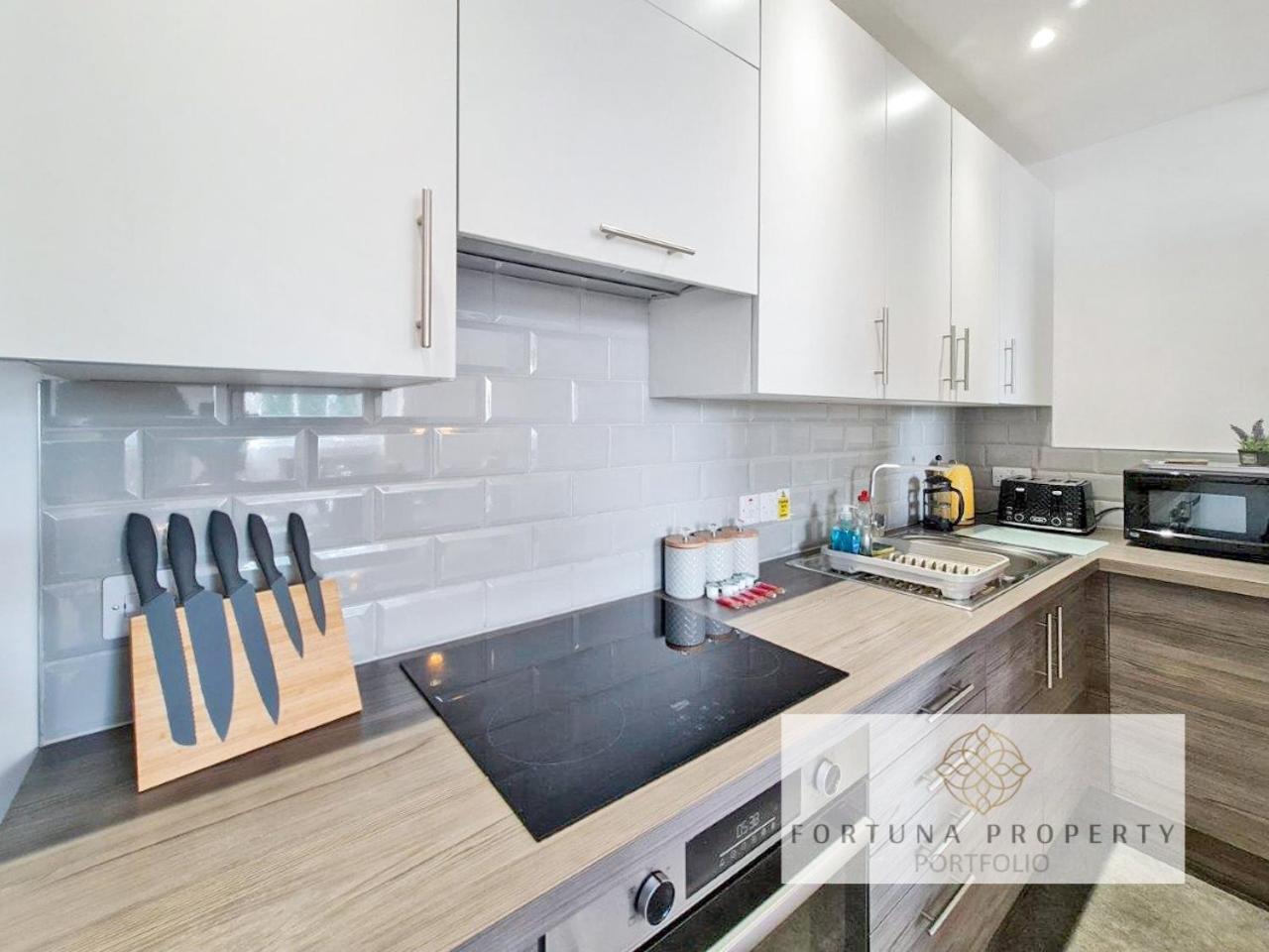 Margaret'S Loft By Fortuna Property Cheltenham Exterior photo