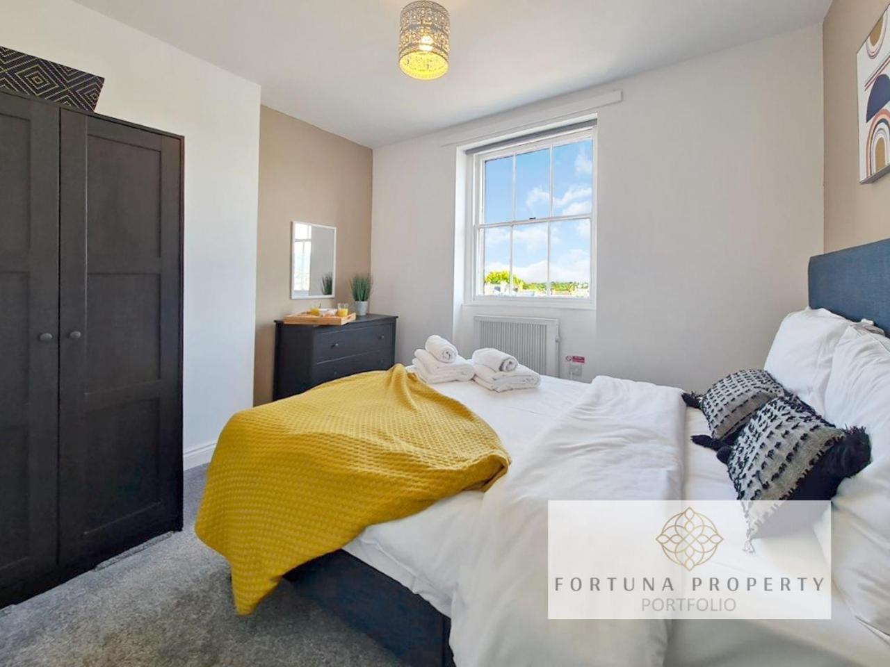 Margaret'S Loft By Fortuna Property Cheltenham Exterior photo